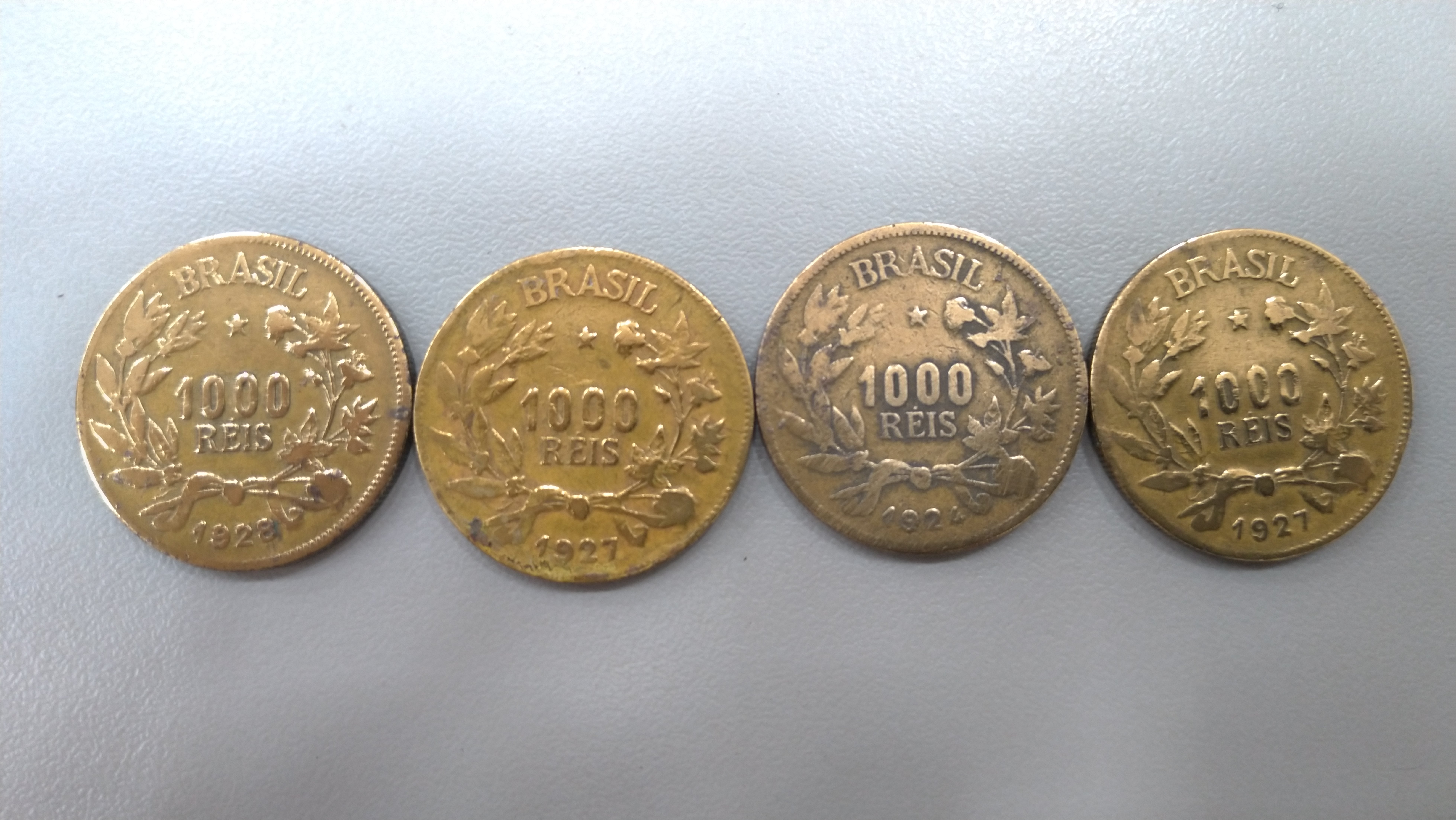 Moedas de 1000 réis